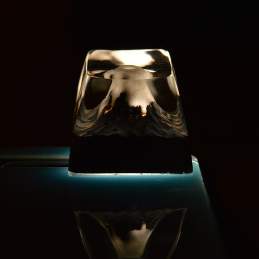 Keycap Artesanal Qianshan Muxue - Resina y Madera - Image 11