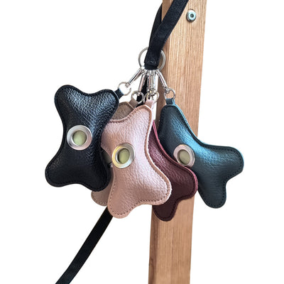 Dispensador de Bolsas para Desechos de Mascotas en Cuero PU Portátil - Image 4