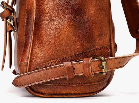 Mochila de Cuero para Hombre - Estilo Ejecutivo y Casual - Image 18