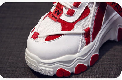Tenis Negros para Mujer con Punta Redonda y Suela Gruesa - Image 11