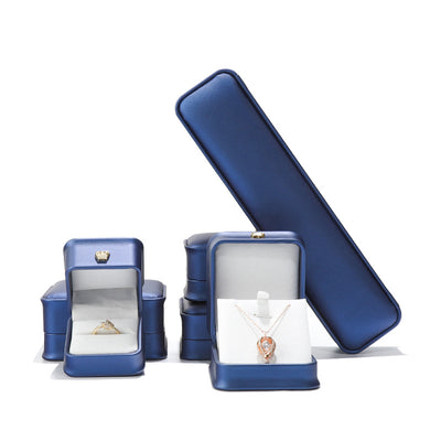 Pulsera de Encaje con Dije Corona Redondeado - Joyería Elegante con Caja de Presentación - Image 7