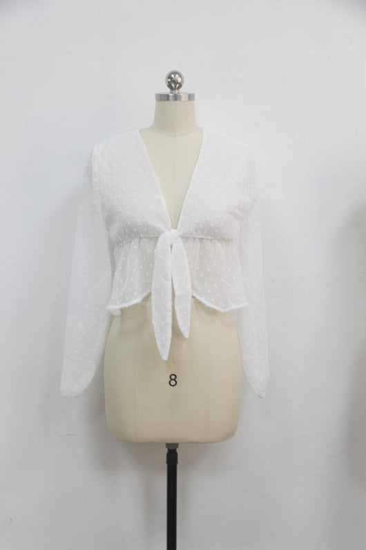 Blusa Blanca con Cuello en V y Mangas Farol - Image 3