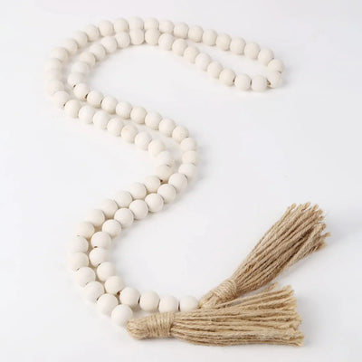 Guirnalda rústica de cuentas de madera Farmhouse Beads – 147 cm con borlas, decoración boho country para pared y espacios de oración - Tekeno