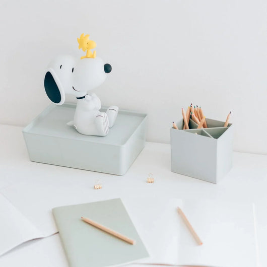 Lámpara Snoopy Grupo Erik – Luz de noche para niños, escritorio o mesa, decoración original para fans de Peanuts - Tekeno