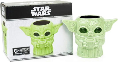 Taza Geeki Tikis Baby Yoda – Star Wars The Mandalorian, estilo tiki, cerámica coleccionable, 473 ml, producto oficial - Tekeno