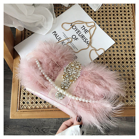 Bolso de Noche Elegante con Plumas de Avestruz y Cadena de Perlas - Image 24