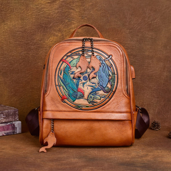 Mochila Vintage de Cuero con Doble Compartimento y Grabado Artesanal