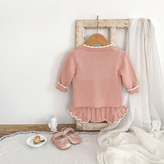 Conjunto de Suéter y Shorts para Bebé Niña 0-3 Años - Diseño Artesanal con Detalles Festoneados - Image 10