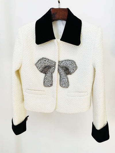 Abrigo de Invierno con Moño y Detalles Perlados - Image 16
