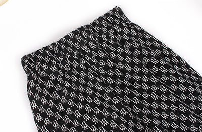 Pantalón Cintura Alta con Letras Estampadas y Aberturas - Image 15