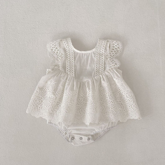Jumpsuit Triangular con Encaje Calado y Bordado - Image 16
