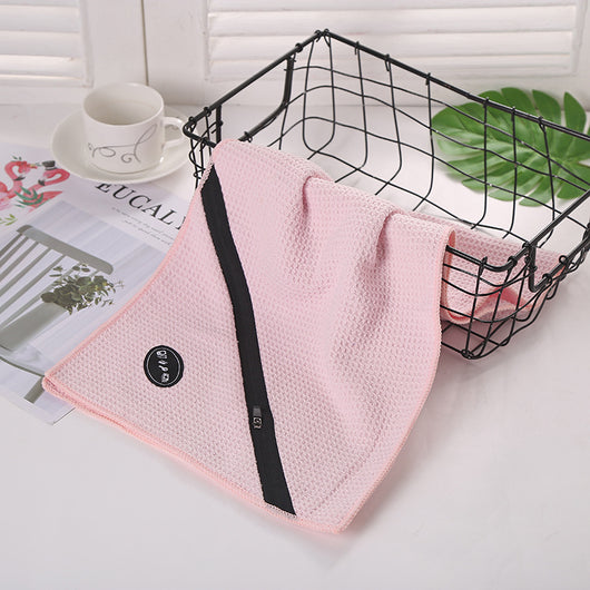 Toalla Deportiva de Microfibra con Diseño Piña y Cierre - Image 7
