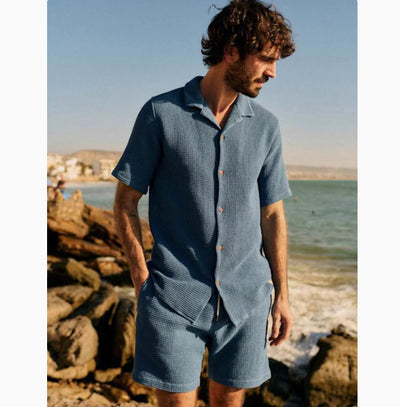 Conjunto de Dos Piezas Hombre: Camisa Suelta Waffle y Shorts Cuello Cubano Francés - Image 3