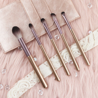 Set de Brochas de Maquillaje Corazón Rosa - Brochas para Sombras - Image 12