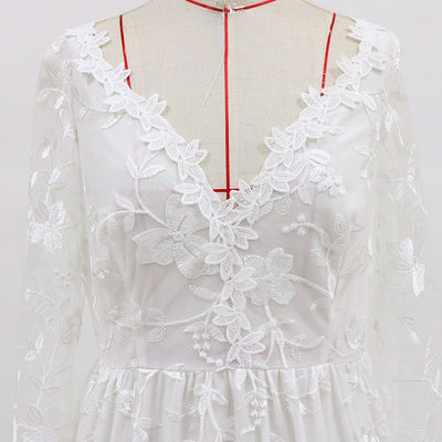 Vestido de Novia Elegante con Encaje y Mangas Largas - Image 7
