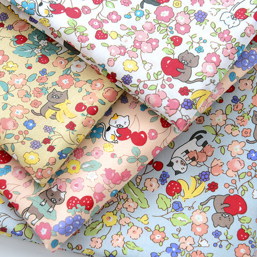 Ropa de Algodón con Estampado Floral Caricaturizado