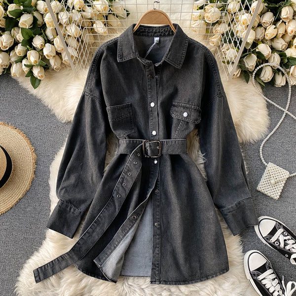 Chaqueta Denim Retro con Cuello Polo y Cintura Ajustada