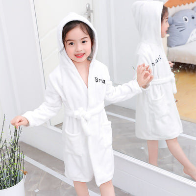 Bata de Baño Infantil de Franela Gruesa y Abrigadora - Image 13