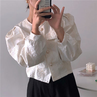 Blusa Jacquard con Flores en Relieve y Mangas Puff - Image 8