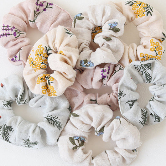 Set de Accesorios para el Cabello Mamá e Hija - Flores Decorativas - Image 11