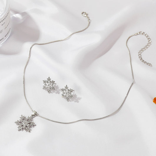 Conjunto de Collar y Aretes Copo de Nieve - Image 6