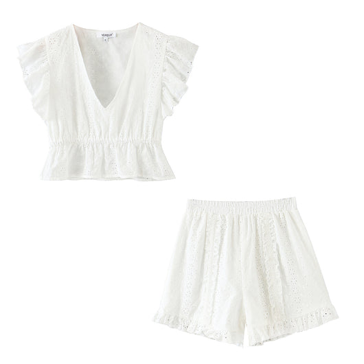 Traje de Pantalón con Escote en V y Detalles de Encaje - Image 21