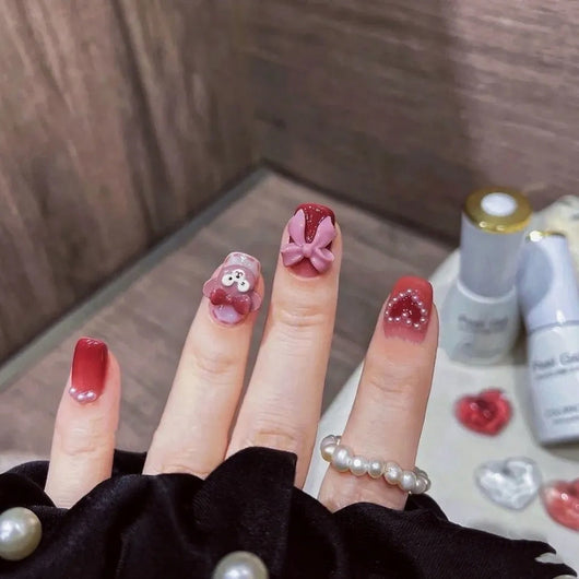 Diseño de Uñas Arco Amor con Perlas y Degradado - Image 12