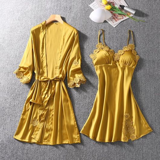 Camisón Corto Sensual con Tirante de Seda Helada y Soporte de Pecho - Image 16