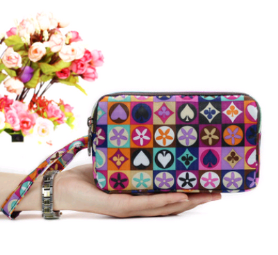 Billetera Táctil para Mujer con Tres Compartimentos y Bolsillo para Celular - Image 11