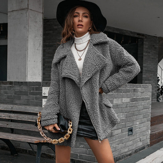 Abrigo Holgado de Forro Polar Grueso con Cierre y Detalles de Pelaje - Image 9
