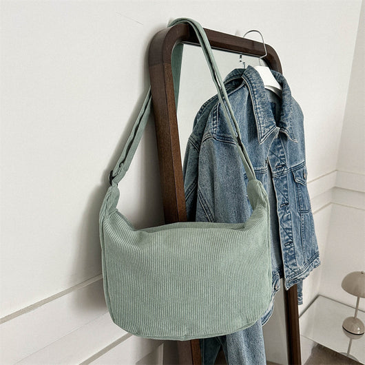Bolso de Hombro Acolchado Tipo Dumpling para Mujer - Image 4