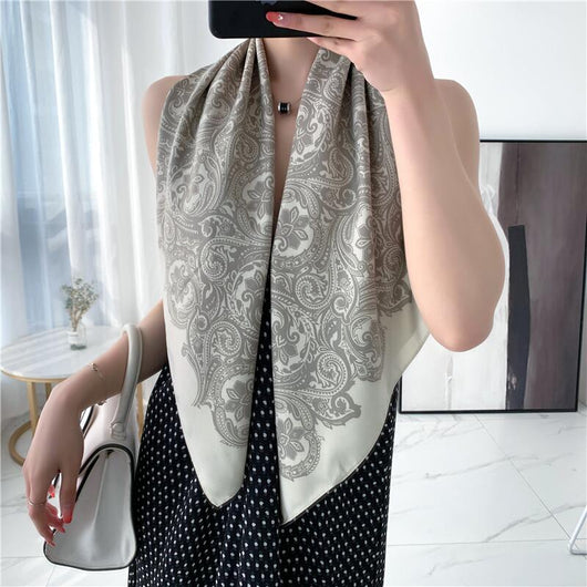 Pañuelo Estampado Leopardo en Twill - Accesorio Fashion Home