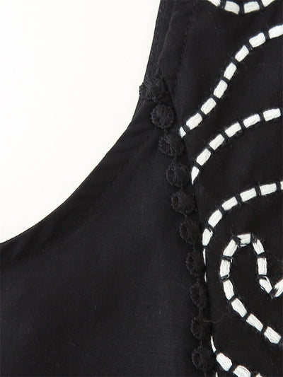 Blusa Étnica sin Mangas con Encaje Floral Bordado - Image 13