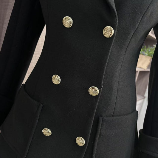 Abrigo Vintage Negro con Cuello de Pelaje Oversized - Image 3