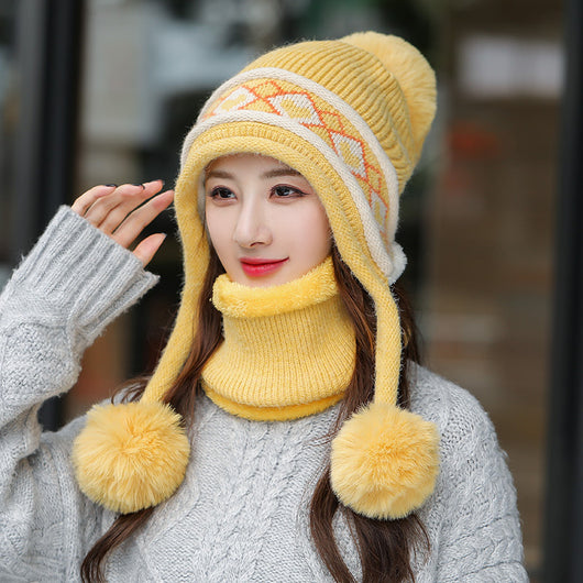 Gorro Tejido Plush Twist con Bola Colgante para Mujer - Image 3