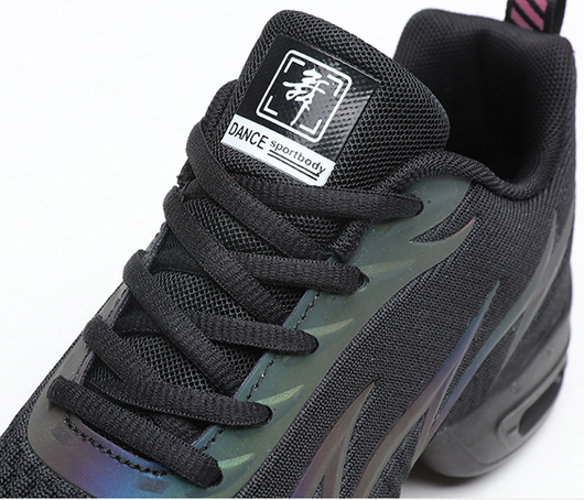 Tenis Deportivos para Mujer con Malla Reflectante y Tecnología Láser - Image 15
