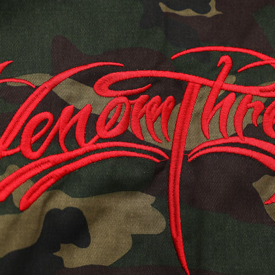 Abrigo Hoodie de Terciopelo con Bordado de Letras y Patrón Camuflaje - Image 4