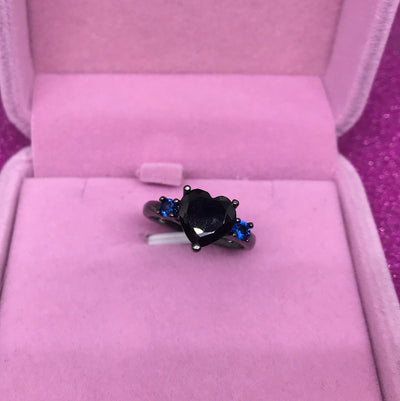 Anillo de Plata 925 Chapado en Oro Negro con Diseño de Corazón - Image 3