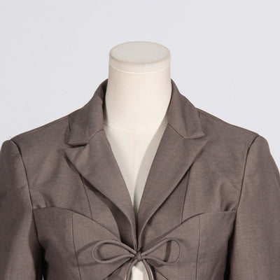 Blazer Asimétrico con Escote V y Detalles Calados - Image 16
