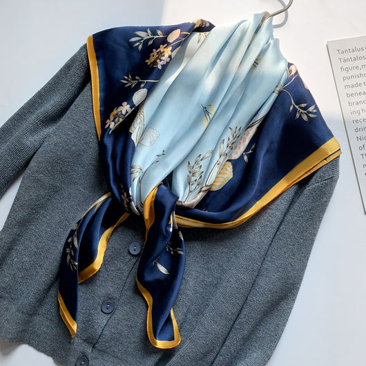 Pañuelo de Seda Grande Cuadrado para Mujer - Elegancia Atemporal - Image 14