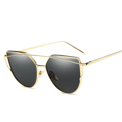 Gafas de Sol Vintage Doradas para Mujer - Image 13