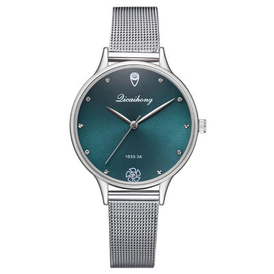 Reloj de Pulsera Verde con Escala de Diamantes - Cuarzo de Diseño Premium - Image 7