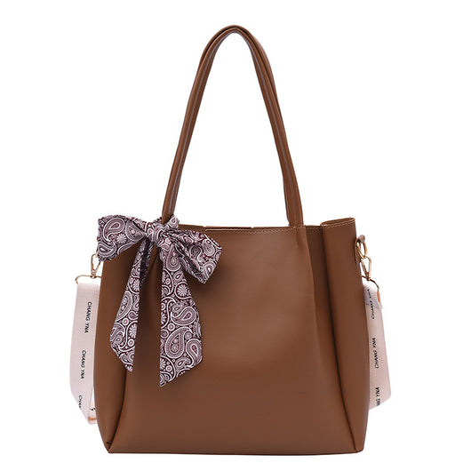 Bolso Bandolera Cuadrado Pequeño con Pañuelo de Seda Estampado - Image 4