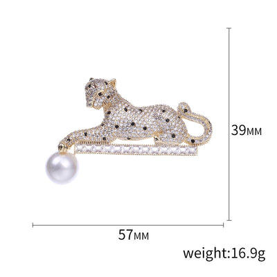Broche Leopardo de Cobre con Micro Circonia - Estilo Coreano - Image 2