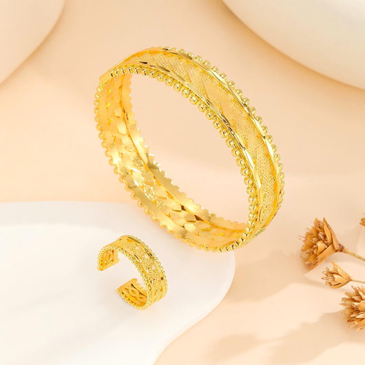 Vintage gold-plated open cuff bracelet and matching open ring with chevron pattern and beaded edges. - Image 13