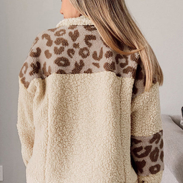 Chaqueta Patchwork Estampado Leopardo con Botones de Presión