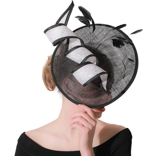 Sombrero de Malla Elegante para Novia y Eventos Formales Blanco y Negro - Image 4