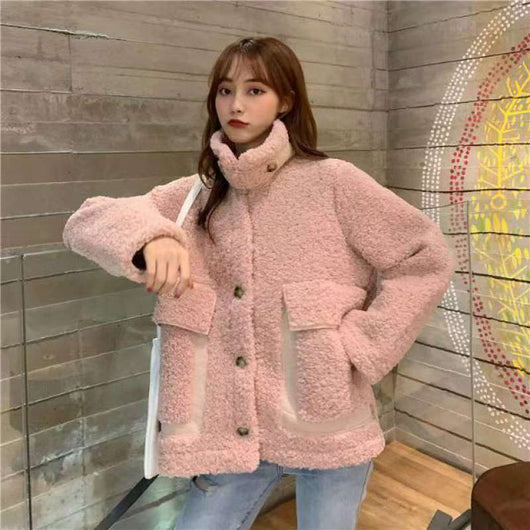 Chaqueta Versátil de Borrego y Piel para Mujer - Image 6
