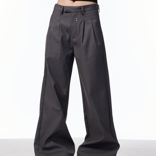 Pantalón Casual Holgado con Pliegues Dobles y Remaches