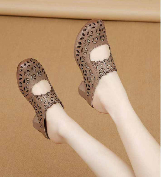 Zuecos Retro de Cuero PU con Detalles Calados - Cómodos Slip-On para Mujer - Image 12